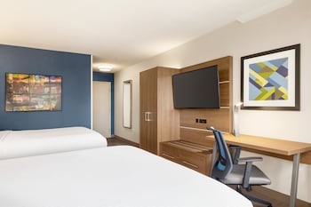 Standard Room, 2 Queen Beds (Low Floor Extra Floor Space)