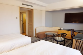 Moderate Twin Room, Smoking