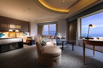 Balcony Suite Twin, Non-Smoking, Ocean View