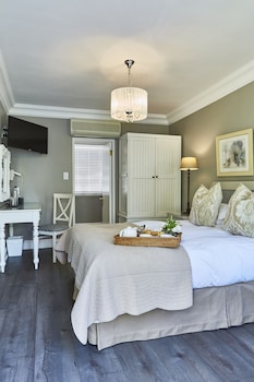 Double Room (Petit Classic)