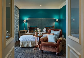 Classic Twin Room