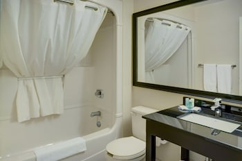 Standard Room, 2 Queen Beds, Second Floor