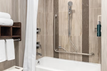 Room, 2 Queen Beds, Accessible (Mobility & Hearing, Roll-in Shower)