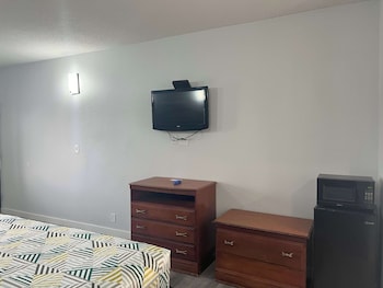 Deluxe Room, 1 King Bed, Smoking