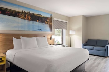 Standard Room, 1 King Bed, Smoking