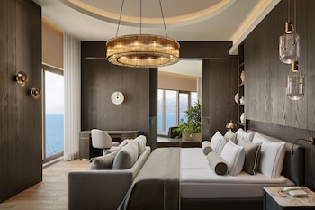 Suite (Panorama)