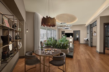 Suite (Ocean)