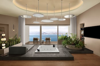 Suite (Ocean)