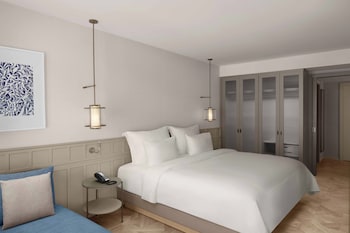 Suite (Mediterranean, With Living Room)