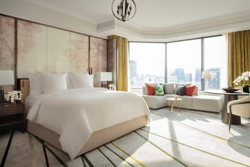 Royal One Bedroom Suite