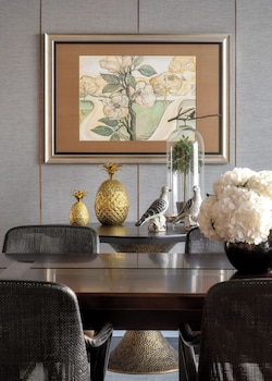 Royal One Bedroom Suite