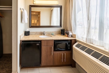 Standard Room, 2 Queen Beds, Refrigerator & Microwave, Corner