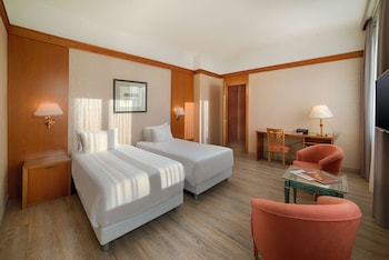 Superior Room (Extra Bed 3 adults)