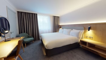 Premium Room, 1 King Bed, Accessible (Super King)