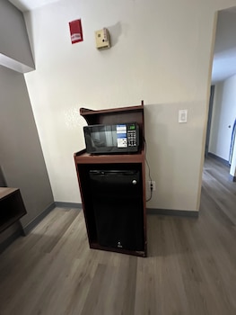 Room, 1 King Bed, Accessible, Non Smoking