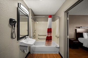 Deluxe Room, 1 King Bed, Accessible, Non Smoking