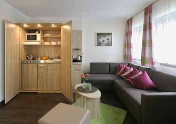 Deluxe Suite, 1 King Bed