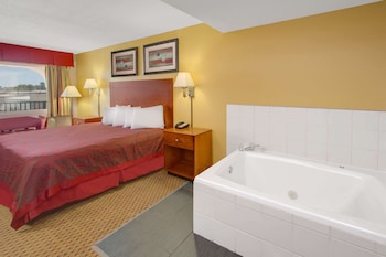 Deluxe Room, 1 King Bed, Smoking