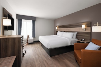 Standard Room, 1 King Bed, Accessible (Mobility)