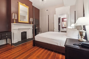 Junior Suite, 1 King Bed with Sofa bed