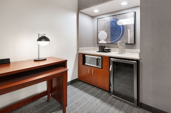 Suite, 1 Bedroom, Balcony