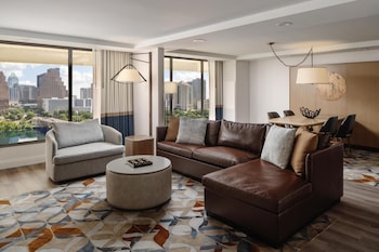 Lakeview Hospitality Suite
