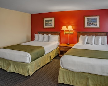 Standard Room, 2 Queen Beds, Non Smoking