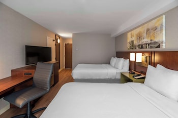 Room, 2 Queen Beds, Non Smoking (Upgrade)