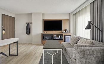 Room (2 Double Beds & Sofa bed, High Floor)