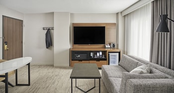Room, 1 King Bed with Sofa bed (High Floor)