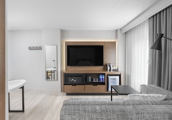 Room (2 Double Beds & Sofa bed, High Floor)
