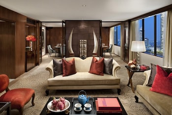 Mandarin, Suite, 1 King Bed