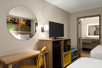 Double Room, 2 Double Beds, Accessible
