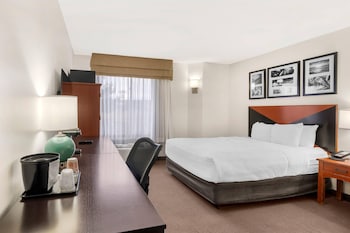 Standard Room, 1 Queen Bed, Non Smoking