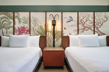 Room, 2 Queen Beds, City View