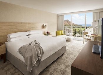 Room, 1 King Bed, Mountain View (Waikiki Mountain View)