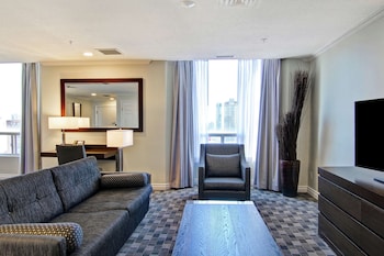 Suite, 1 King Bed with Sofa bed, Kitchen