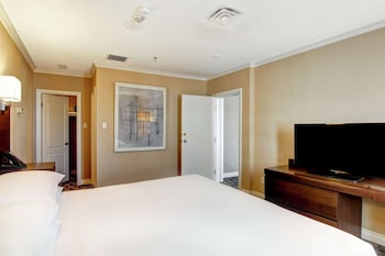 Deluxe Suite, 1 King Bed