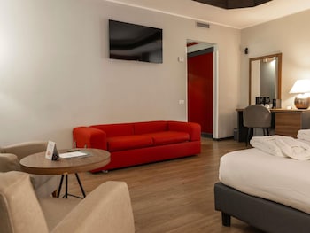 Privilege, Room, 1 Double Bed and 1 Single Bed or 1 Double Bed and 1 Sofa Bed