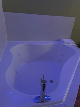 Standard Single Room, 1 Bedroom, Hot Tub