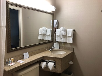 Standard Room, 2 Queen Beds, Non Smoking