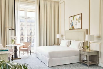 Royal Suite (Palais Royal Suite)