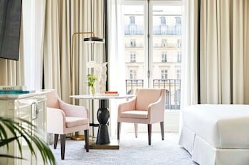 Royal Suite (Palais Royal Suite)