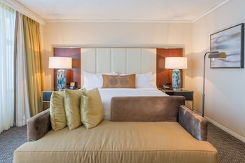 Deluxe Room, 1 King Bed, Accessible