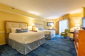 Standard Room, 2 Queen Beds, Balcony