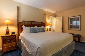 Premium Suite, 1 Bedroom, Non Smoking, Partial Ocean View
