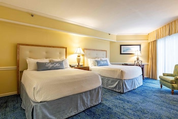 Standard Room, 2 Queen Beds, Balcony