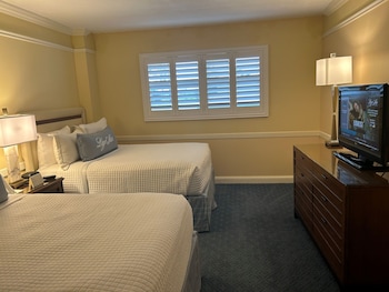 Executive Suite, 1 Bedroom, 2 Double Beds