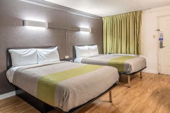 Standard Room, 2 Double Beds, Non Smoking