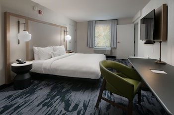 Room, 1 King Bed (Mobility Accessible, Tub)